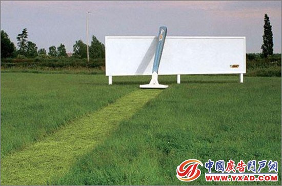 巧妙利用空间环境的广告