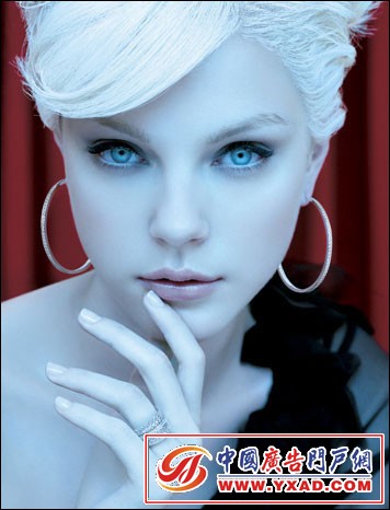 走近时尚娃娃国际超模Stam