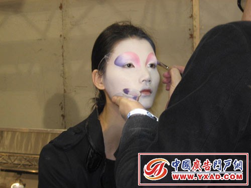 ���ͼƬ������һҳ