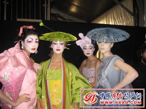 ���ͼƬ������һҳ