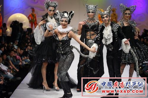 点击图片进入第一页