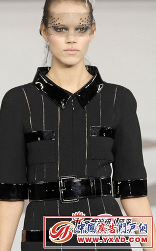 ���ͼƬ������һҳ