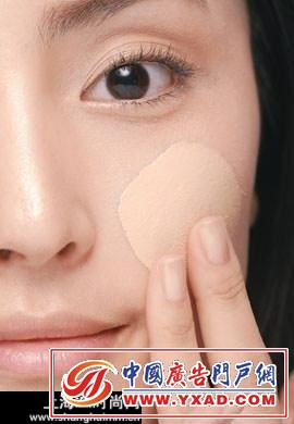 回归自然妆容 今夏热门无暇裸妆画法秘诀