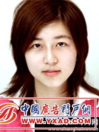 夏季变身大作战 粉橙时尚妆容DIY方法