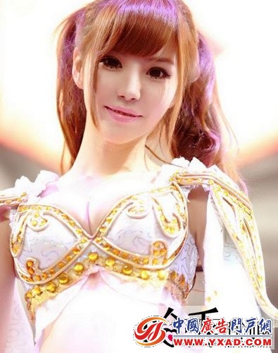 女神叶梓萱亮相ChinaJoy 诱惑装扮吸引无数宅男